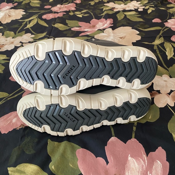 🍁NWT🍁 Sorel Explorer II Joan Faux Fur - Picture 10 of 11